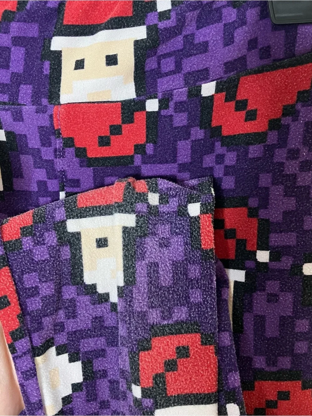 LuLaRoe girls purple Christmas Digital Santa leggings L/XL